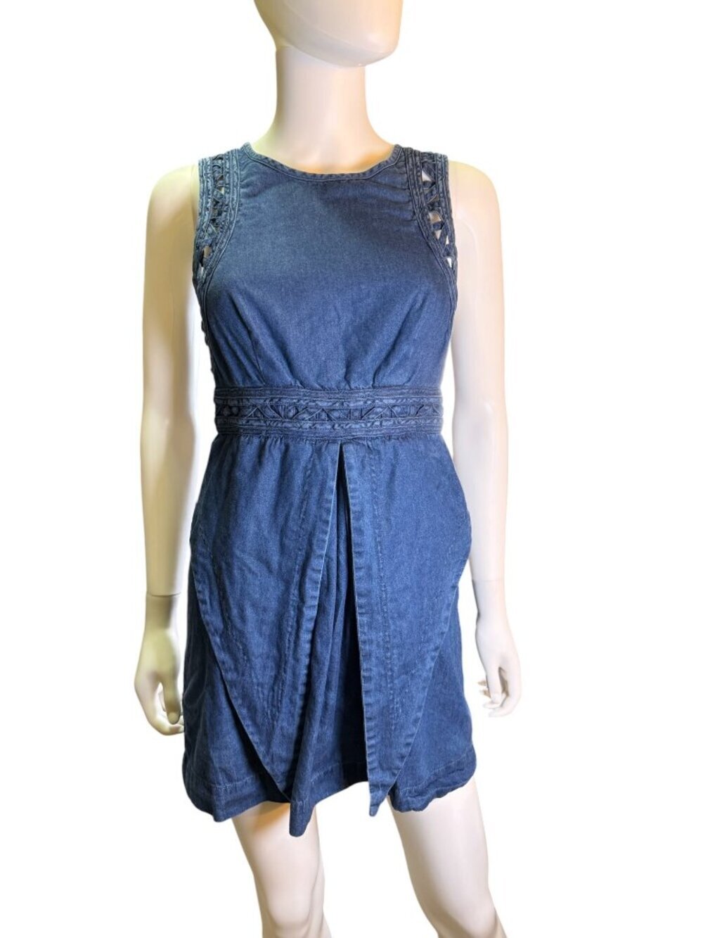 New Romantics Free People Denim Mini Dress With Crochet Detail Size 4 Summer EUC